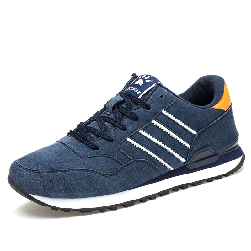 Men's gray low-top casual sneakers with rubber sole