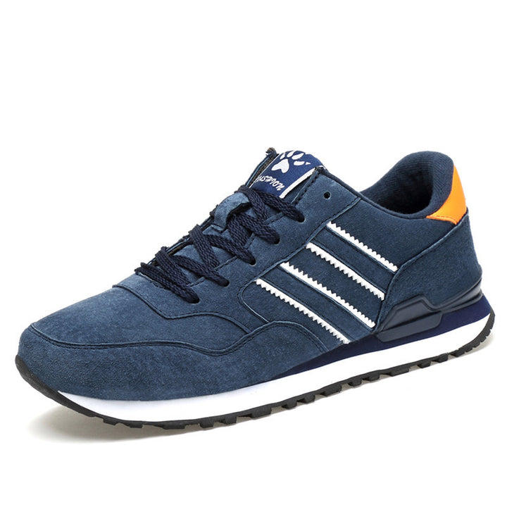 Men's gray low-top casual sneakers with rubber sole