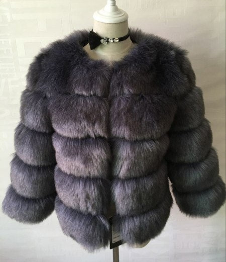 Women's cropped faux fur winter coat