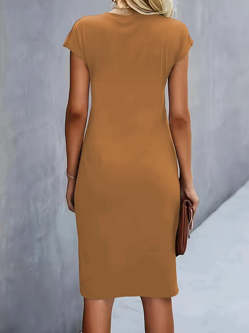 Hailey | Elegant Fitted Midi Dress