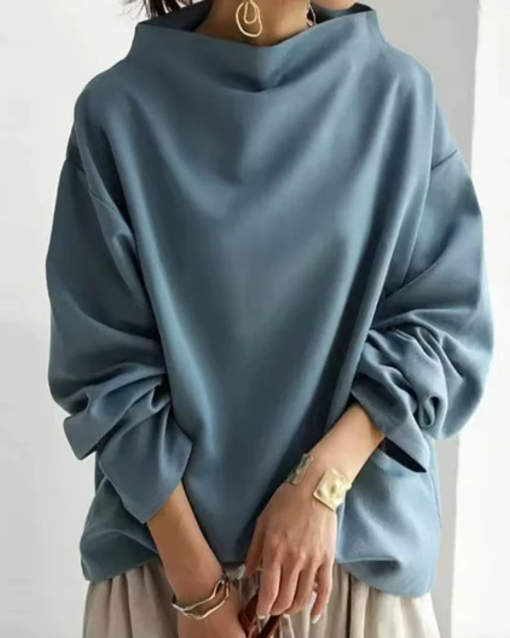 Leona | Oversized funnel-neck sweatshirt for women