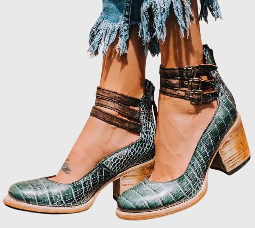 Haven | Stylish heeled pumps