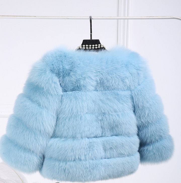 Women's cropped faux fur winter coat
