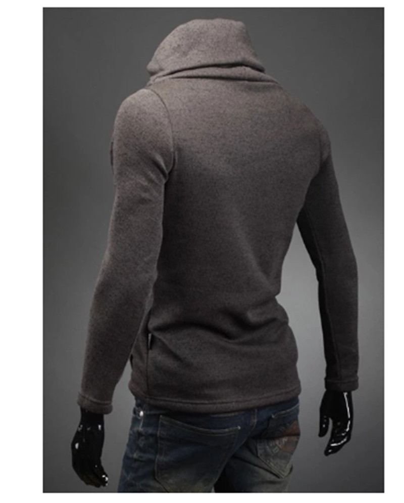 Men's turtleneck sweater with long sleeves in coffee brown