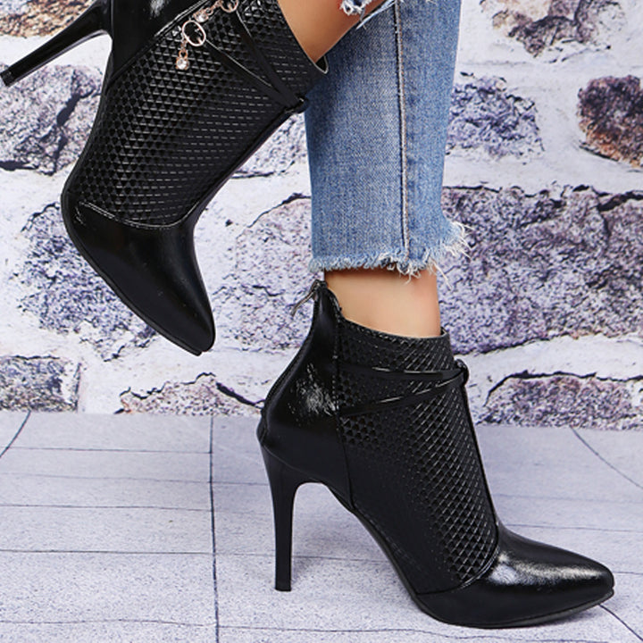 Women's pointed toe stiletto ankle boots in black