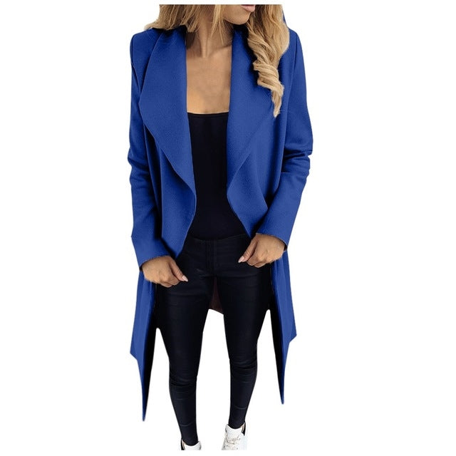 Woman wearing long open front wool coat with waterfall lapel – Detail view 8