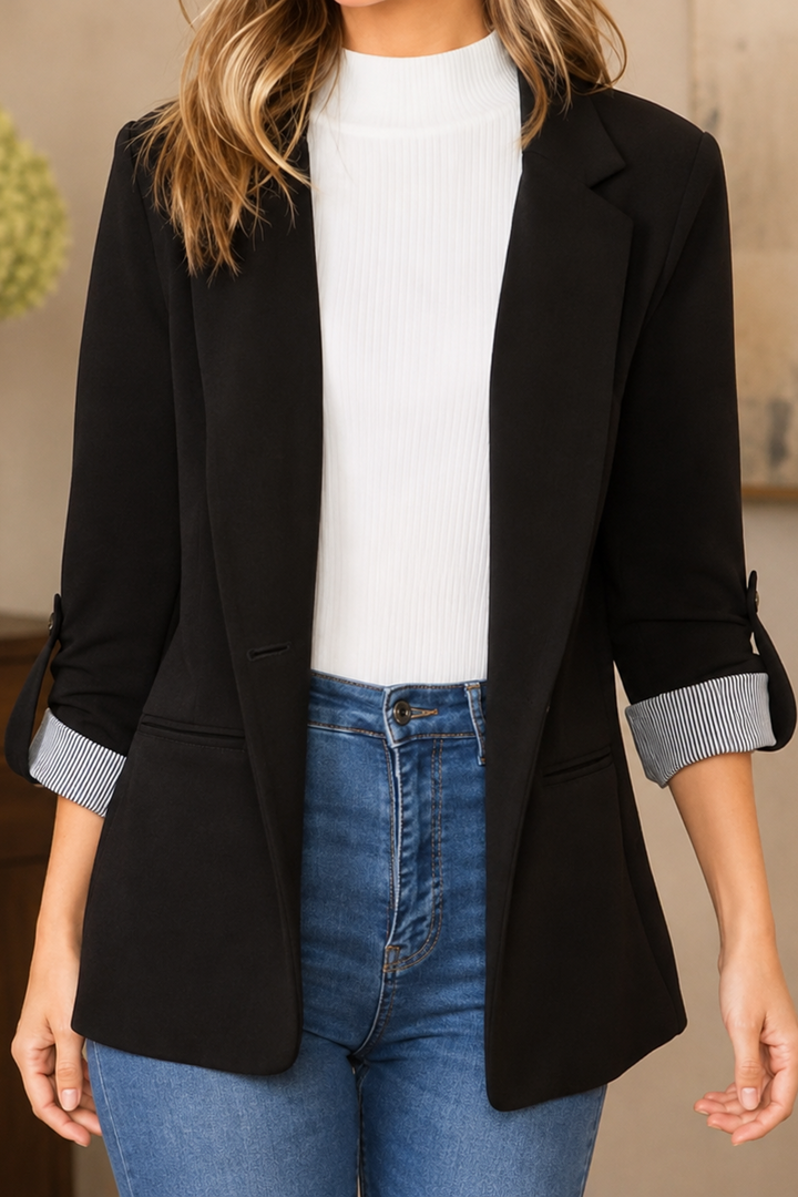 Woman wearing structured lapel blazer cardigan in fall outfit