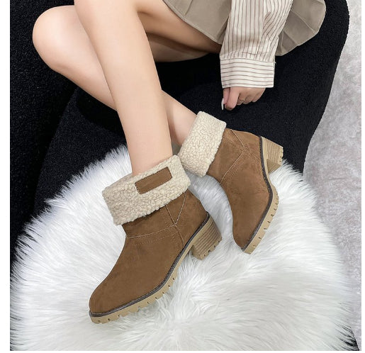 Women's black snow boots with low heel and round toe