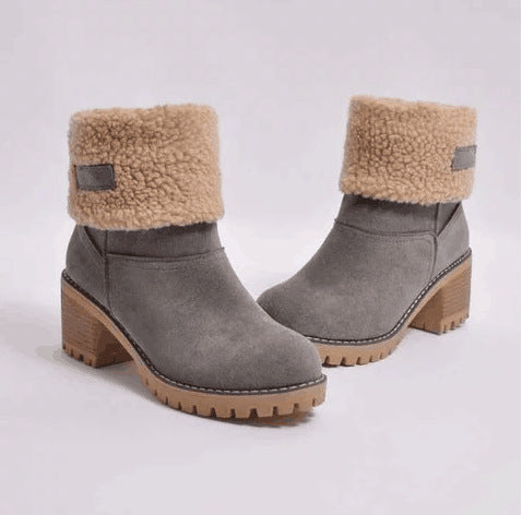 Women's black snow boots with low heel and round toe