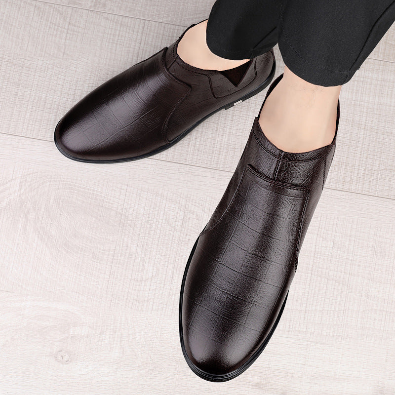 Men's black leather boots with round toe