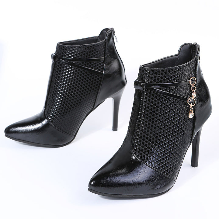 Women's pointed toe stiletto ankle boots in black