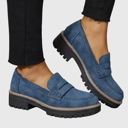 Anya | Timeless suede loafers