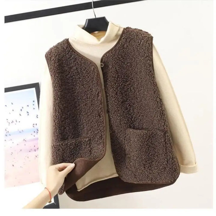 Lacey | Wool blend vest with pockets