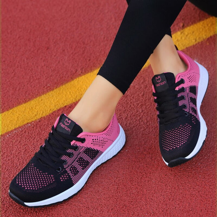 Uma | Breathable runner sneakers women