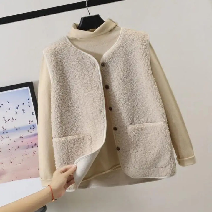 Lacey | Wool blend vest with pockets