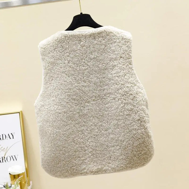 Lacey | Wool blend vest with pockets