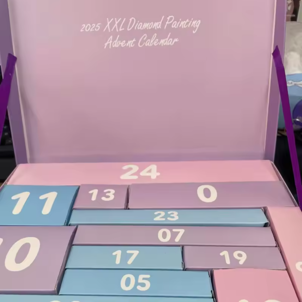 Holly | Diamond Painting Advent Calendar