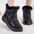Ivy | Bottines de neige pour femme à imprimé lettres, doublure peluche et fermeture zippée latérale, à talon plat
