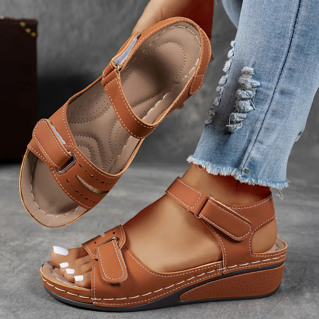 Gia | Orthopedic strap sandals for women