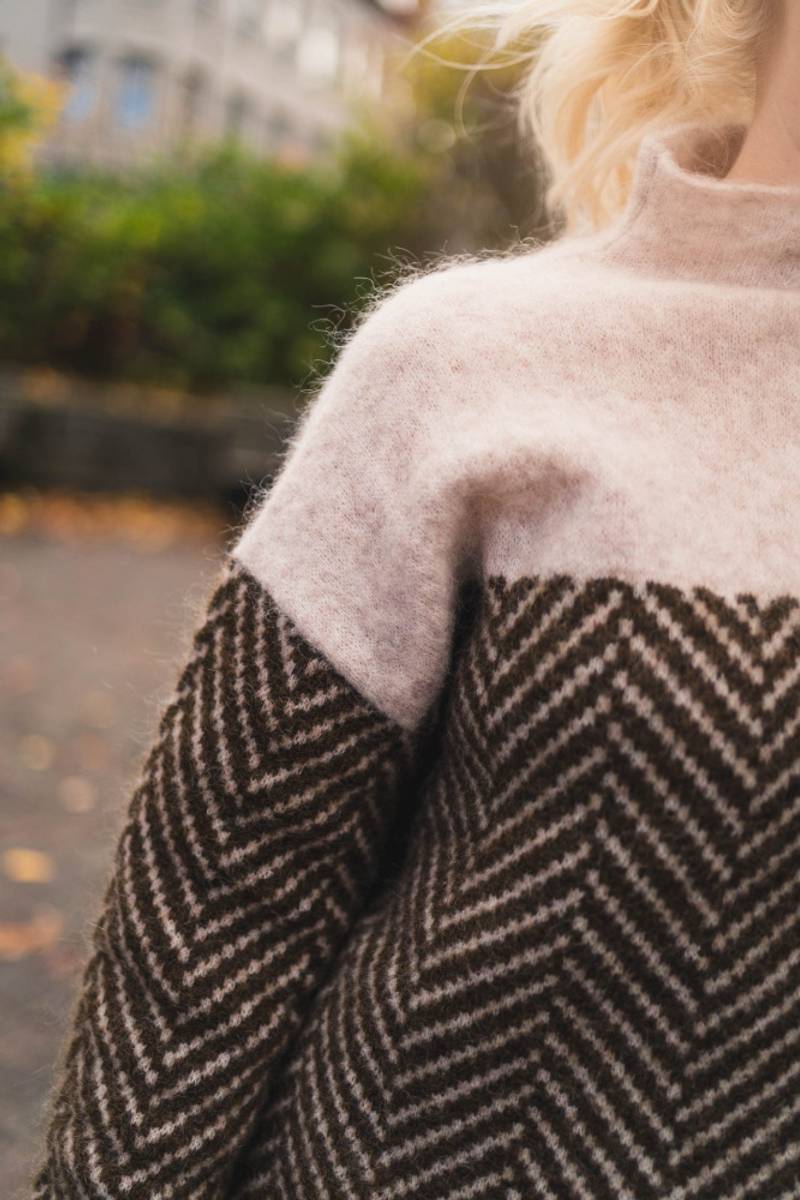 Willow | Cozy High Neck Knit Sweater